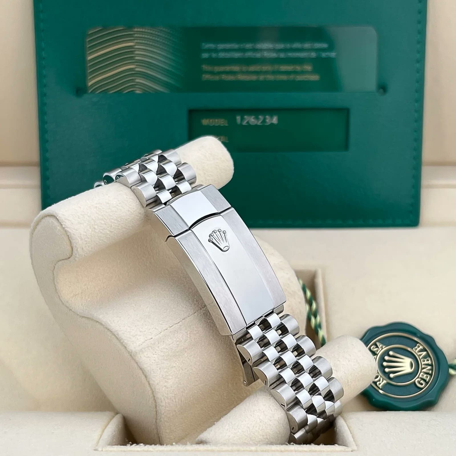 2025 Rolex Datejust 36 Steel / Fluted / Blue / Jubilee 126234-0017 — 36 mm, Steel, Blue dial