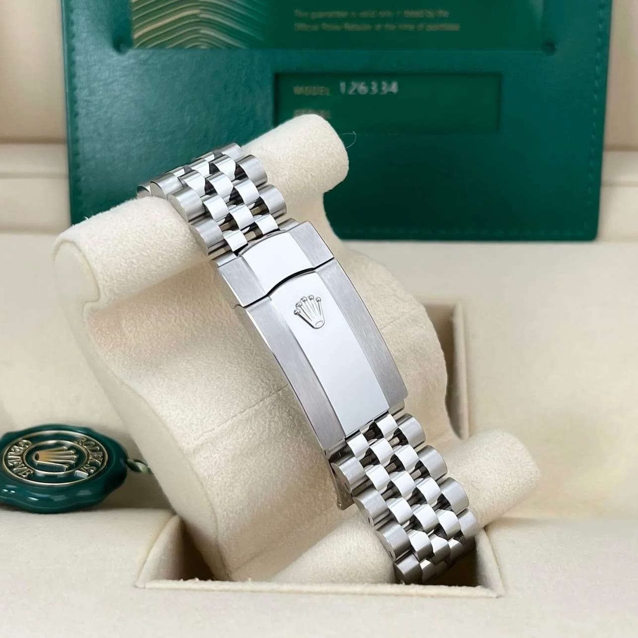 2025 Rolex Datejust 41 Steel / Fluted / Mint Green / Jubilee 126334-0028 — 41 mm, Steel, Green dial