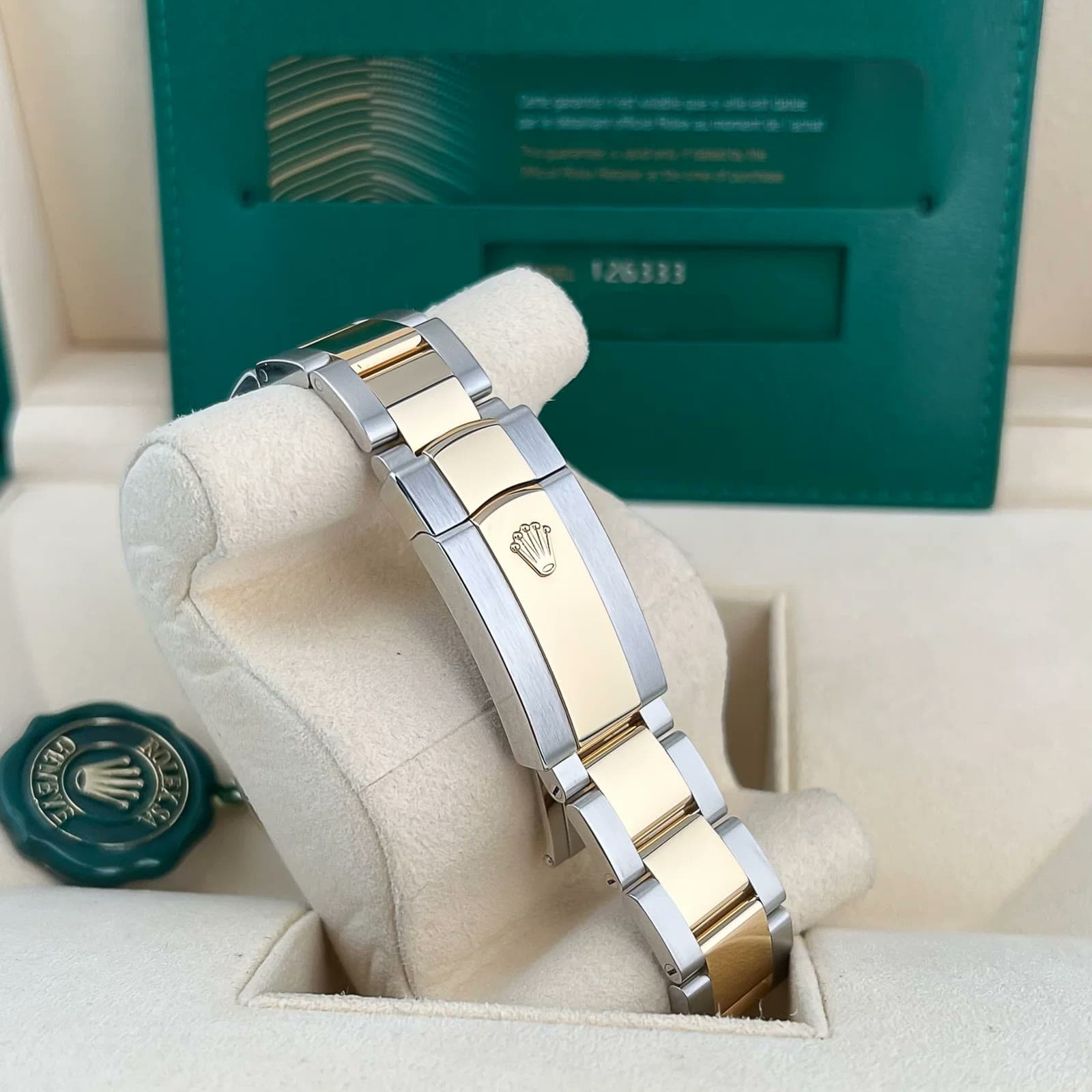 2025 Rolex Datejust 41 Two-Tone / Fluted / Champagne / Oyster 126333-0009 — 41 mm, Steel & Yellow Gold, Champagne dial